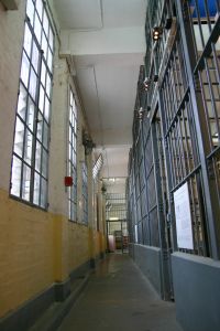 jail-979240-m.jpg